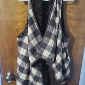 Brown and tan buffalo plaid vest with fuzzy collar